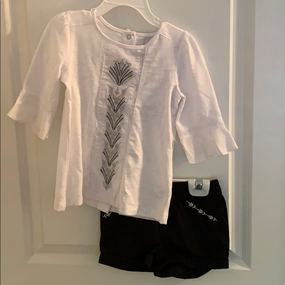Toodler TAHARI outfit
